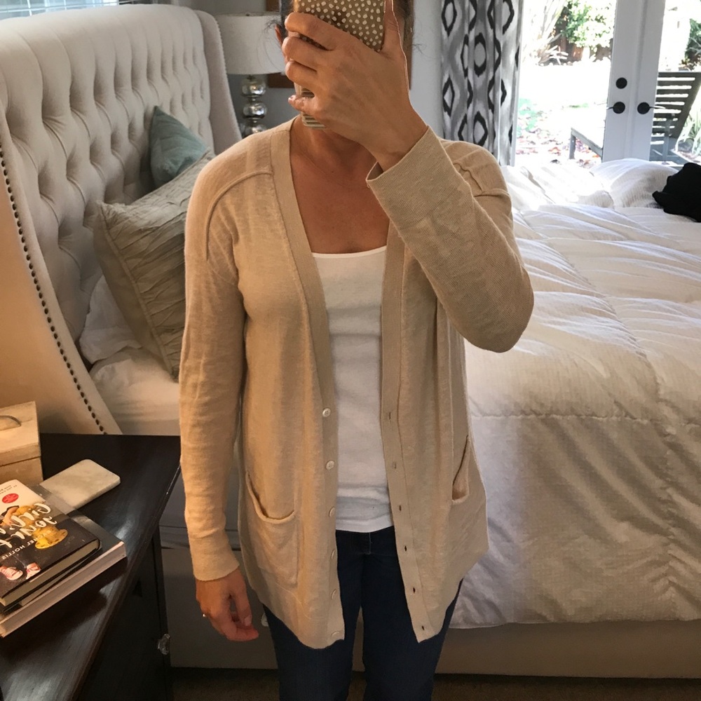 Tan cardigan perfect spring/ summer weight